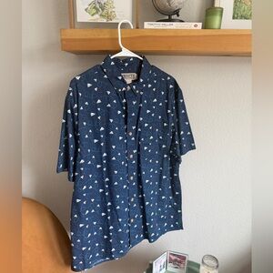 Duluth Trading Men's Blue Paper Airplane Patterned Shirt